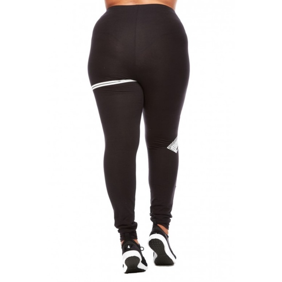 1x-3x New Plus Size Gun Leggings - Picture 2 of 6